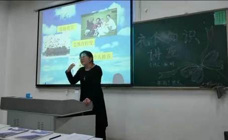 说明: f8b41d2e3c3097bb1a7335e62f51f74